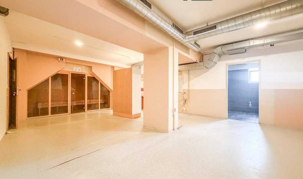 Pronájem obchodních prostor 160 m², Benešov – náhled fotky 6