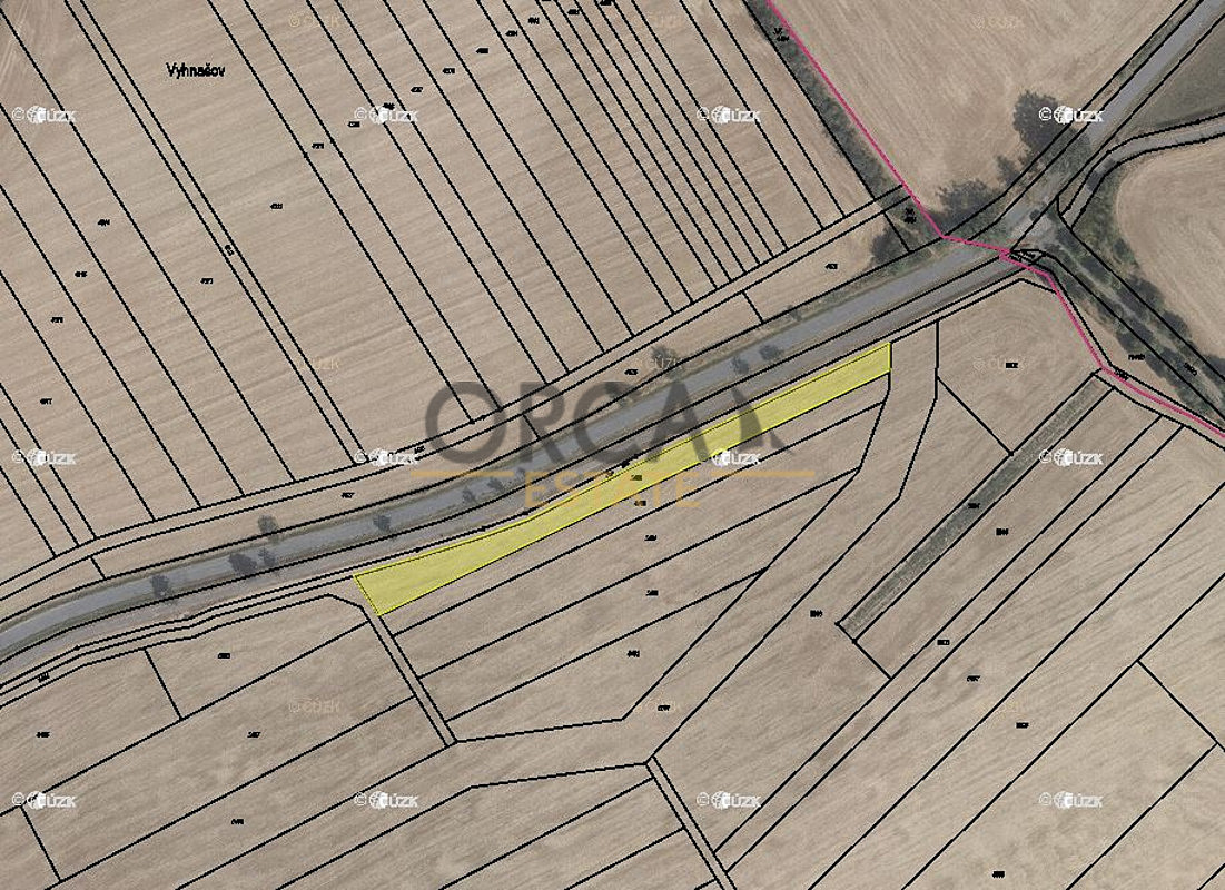 Prodej pole 1 095 m²