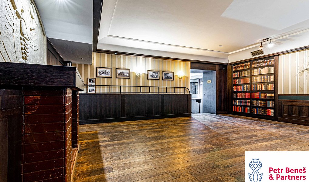 Prodej obchodních prostor 1 100 m², Rakovník – náhled fotky 4