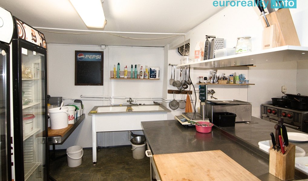 Prodej restaurace 196 m², Doksy – náhled fotky 6