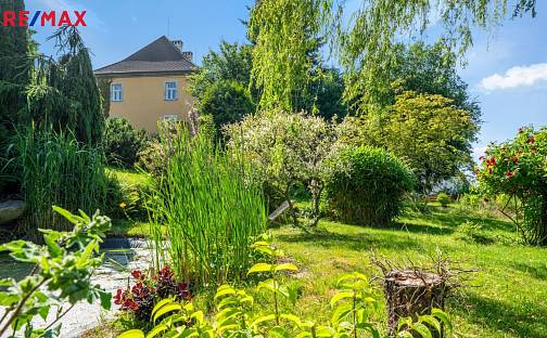 Prodej domu 358 m² s pozemkem 4 046 m², Včelákov, okres Chrudim