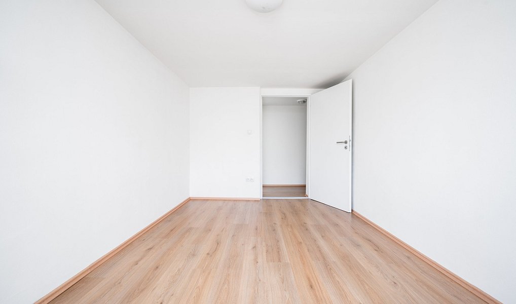 Prodej bytu 2+1 65 m², Šlapanice – náhled fotky 4