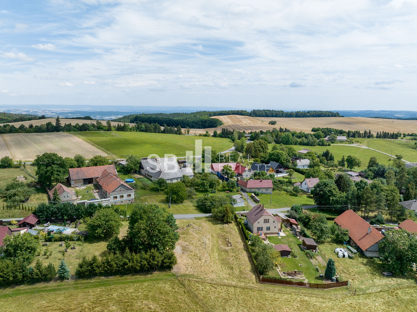 Prodej stavebního pozemku 1 092 m² – pohled 6