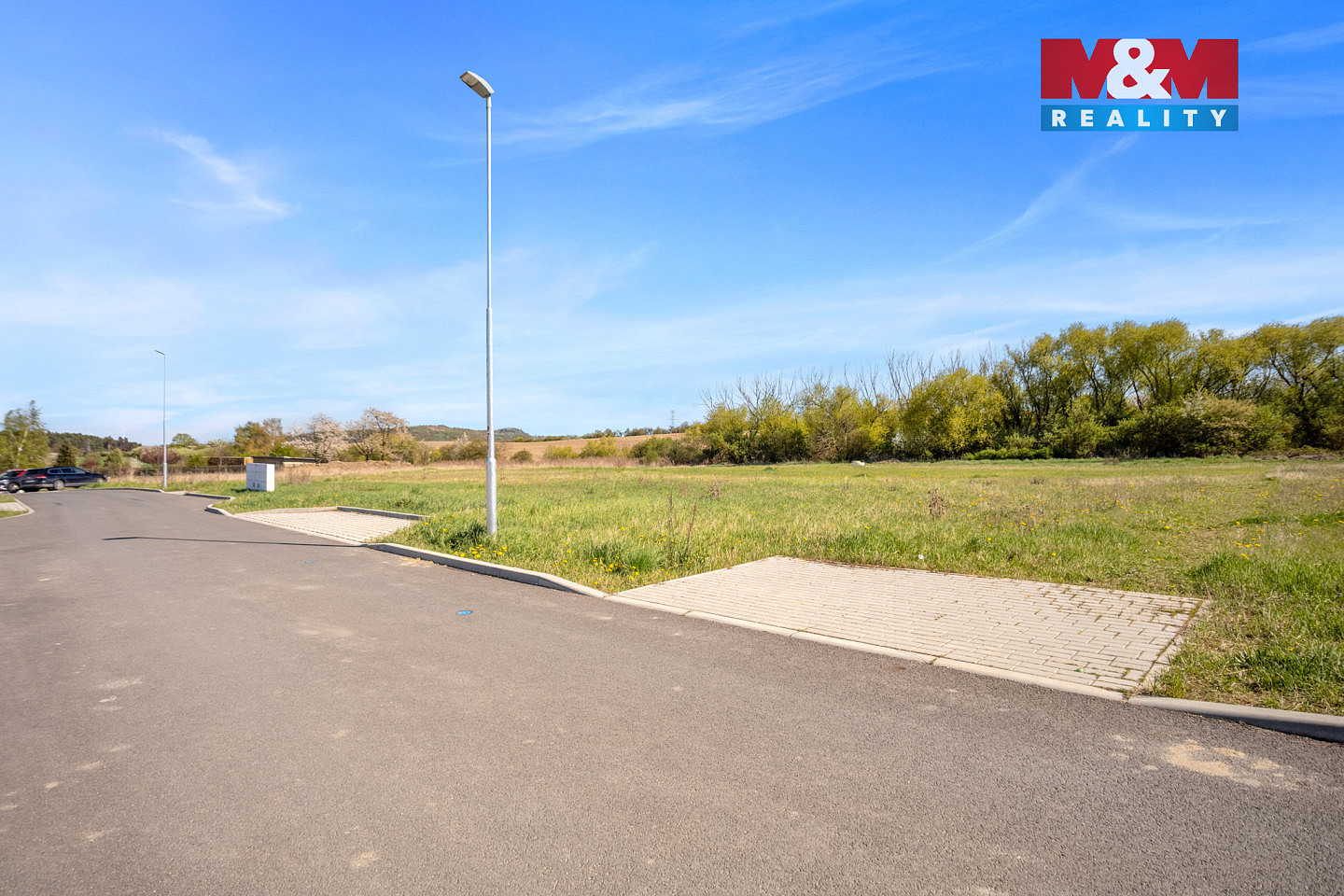 Prodej stavebního pozemku 1 764 m² – pohled 2