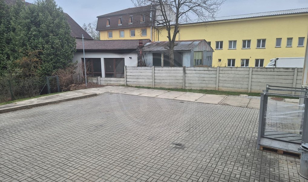 Pronájem skladovacích prostor 186 m², Rudolfov – náhled fotky 4