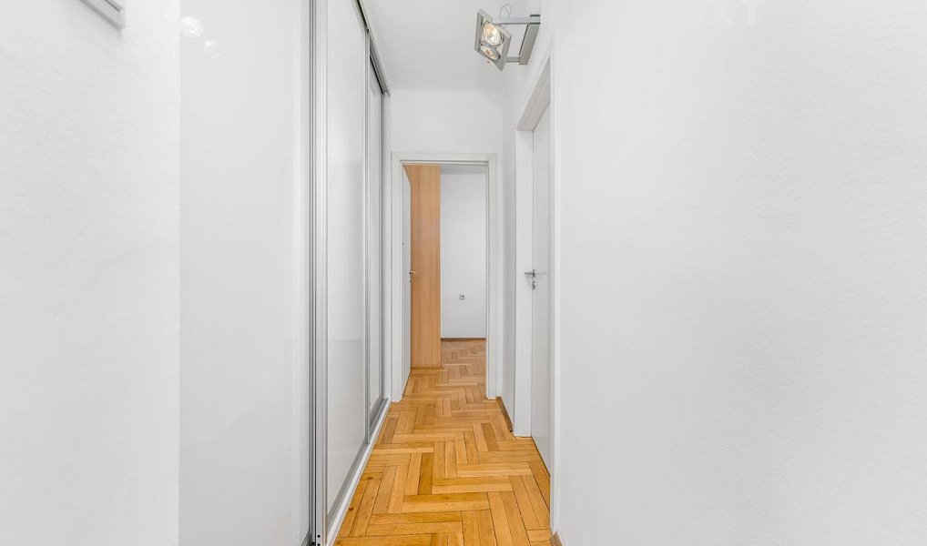 Prodej bytu 3+kk 73 m², Praha – náhled fotky 17