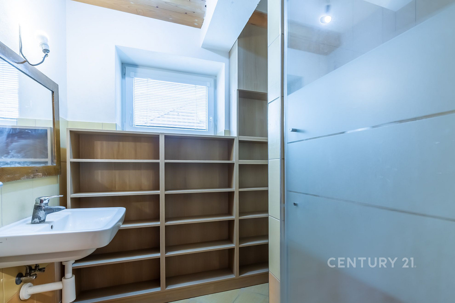 Prodej domu 393 m² s pozemkem 881 m² – fotografie 4
