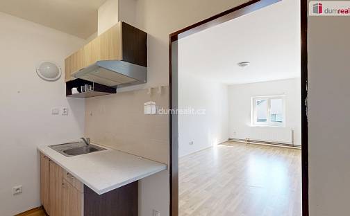 Pronájem bytu 1+1 37 m², Podvihovská, Opava - Komárov