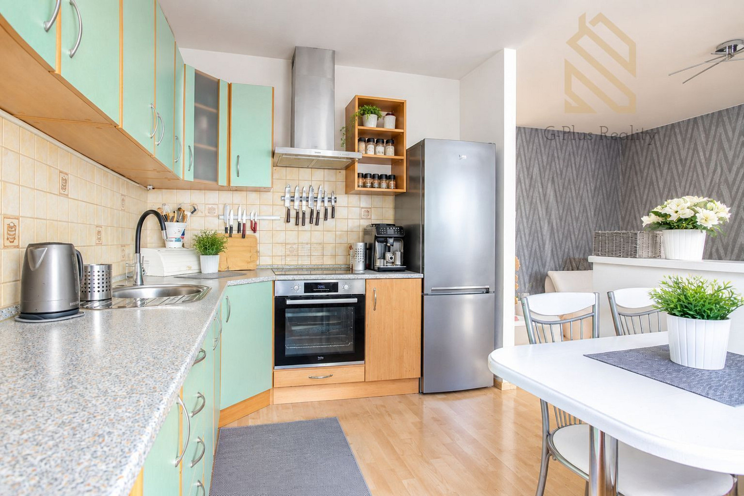 Prodej bytu 4+kk 71 m² – fotografie 2