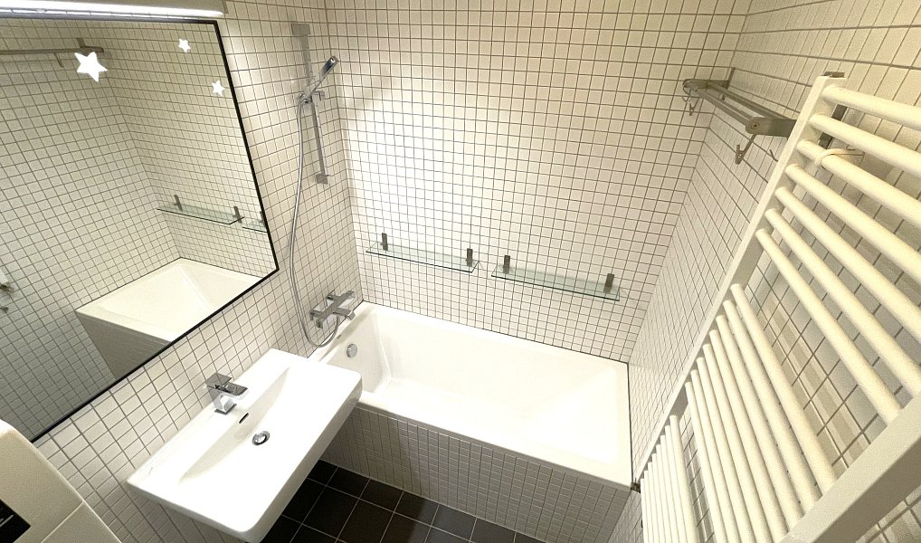 Prodej bytu 3+kk 95 m², Jesenice – náhled fotky 18