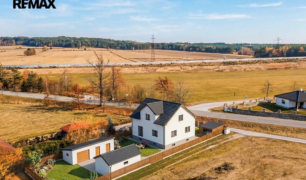 Prodej domu 175 m² s pozemkem 451 m², Ševětín – náhled fotky 2
