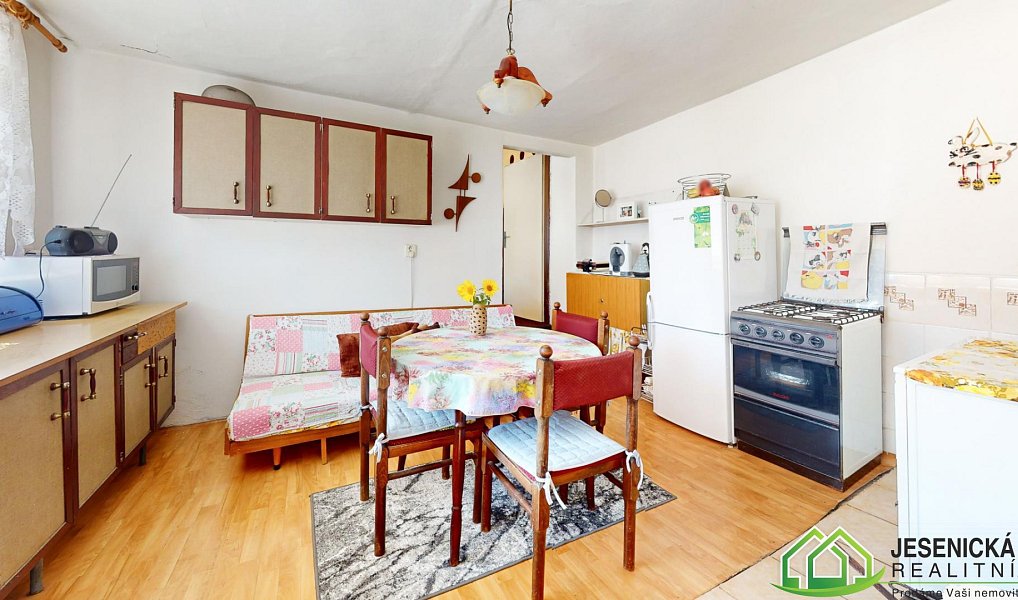 Prodej domu 240 m² s pozemkem 698 m², Kobylá nad Vidnavkou – náhled fotky 9