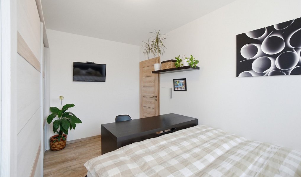 Prodej domu 200 m² s pozemkem 1 227 m², Přestanov – náhled fotky 38