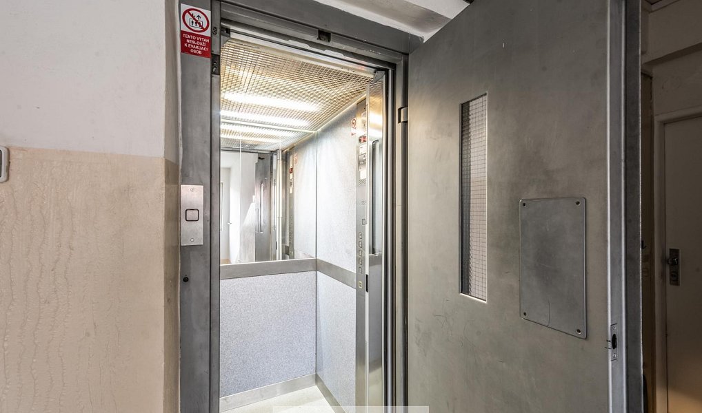 Prodej bytu 3+kk 70 m², Praha – náhled fotky 20