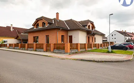 Prodej domu 277 m² s pozemkem 678 m², Hálova, Blatná, okres Strakonice