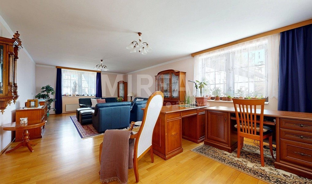 Prodej domu 444 m² s pozemkem 2 226 m², Stožec – náhled fotky 7