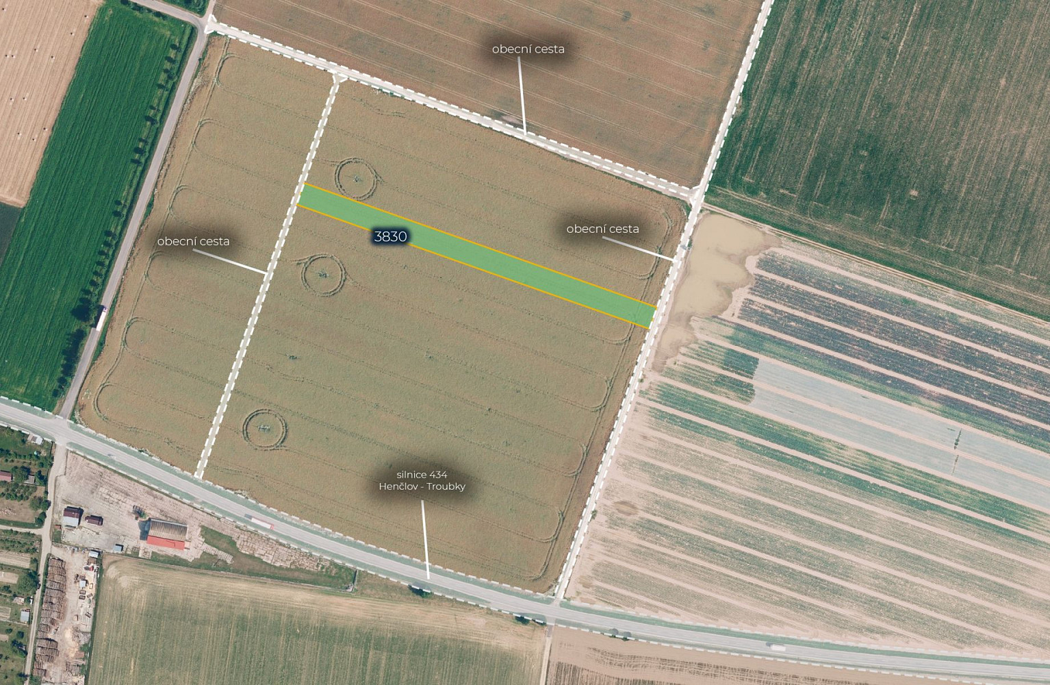 Prodej pole 3 990 m²