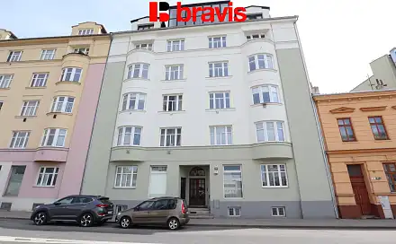 Pronájem bytu 1+1 42 m²