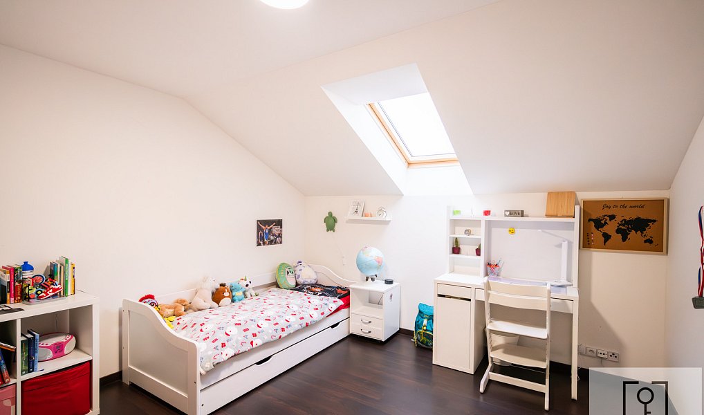 Prodej domu 184 m² s pozemkem 747 m², Chlumín – náhled fotky 9