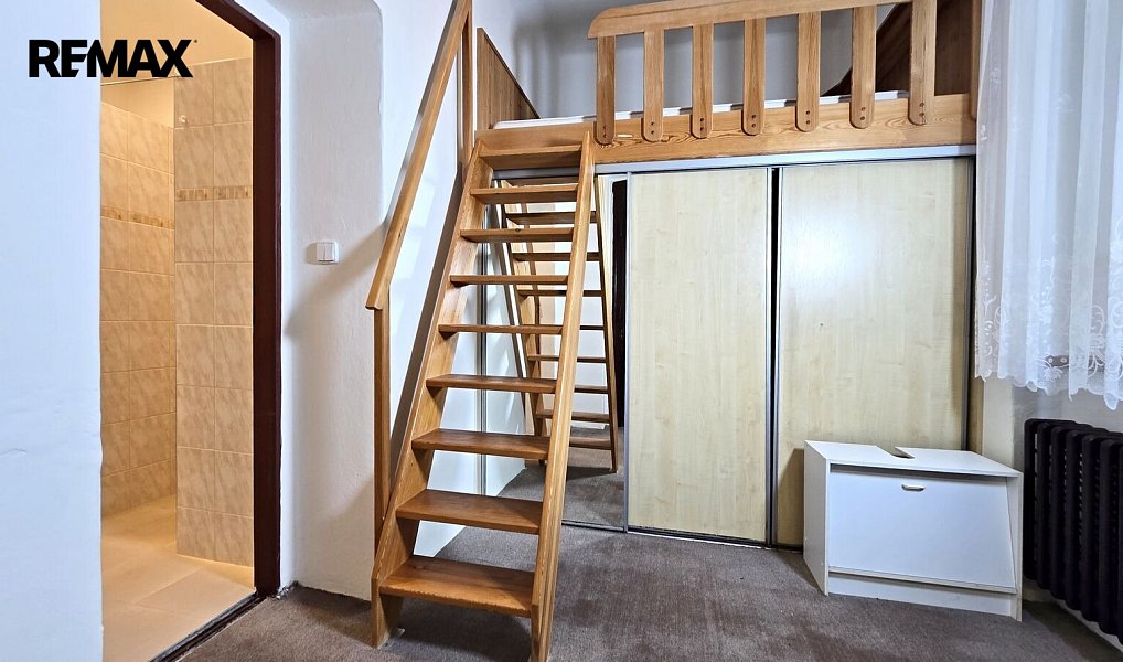 Prodej domu 960 m² s pozemkem 4 964 m², Liběchov – náhled fotky 16