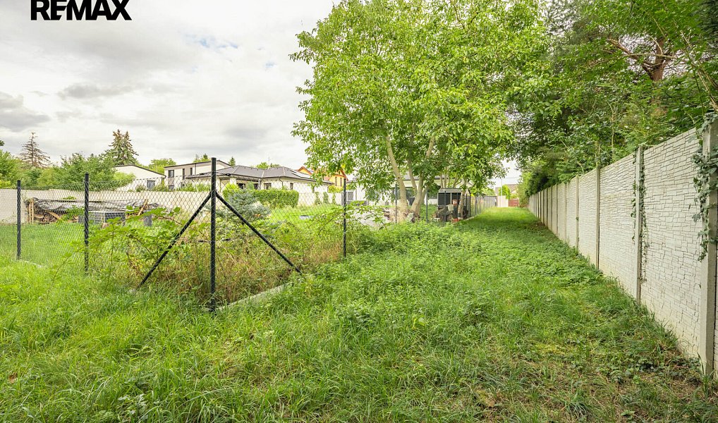 Prodej stavebního pozemku 1 033 m², Praha – náhled fotky 8