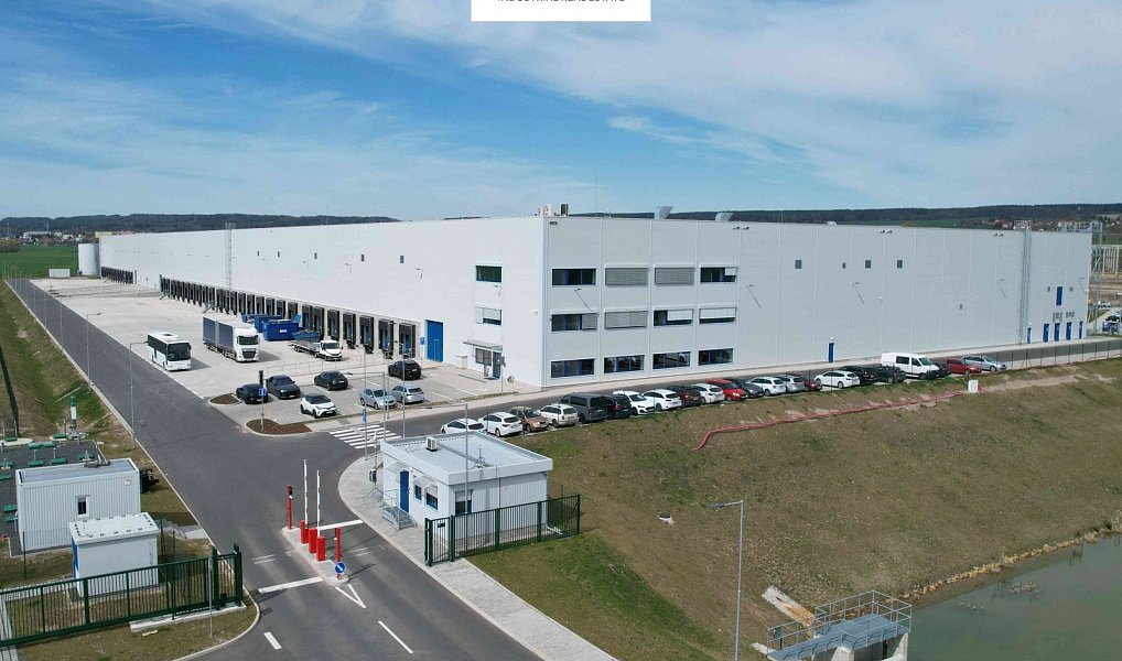 Pronájem skladovacích prostor 10 000 m², Přehýšov – náhled fotky 2