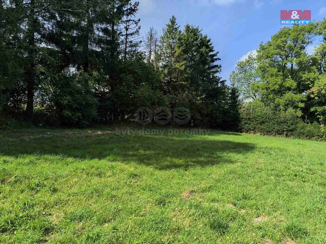 Prodej stavebního pozemku 1 675 m²