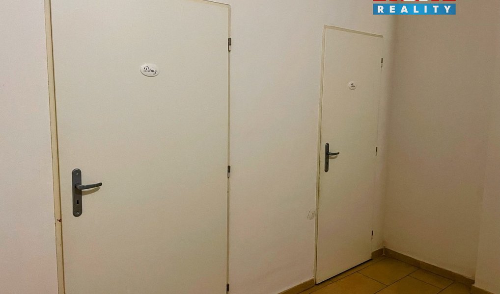 Pronájem obchodních prostor 140 m², Nový Bor – náhled fotky 5