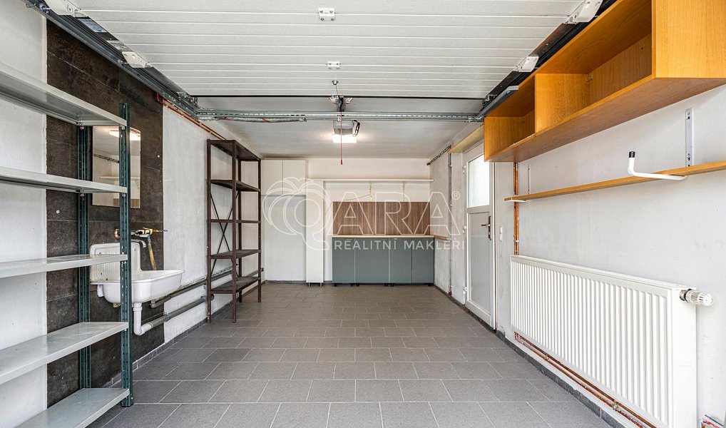 Prodej domu 131 m² s pozemkem 838 m², Kamenice – náhled fotky 28