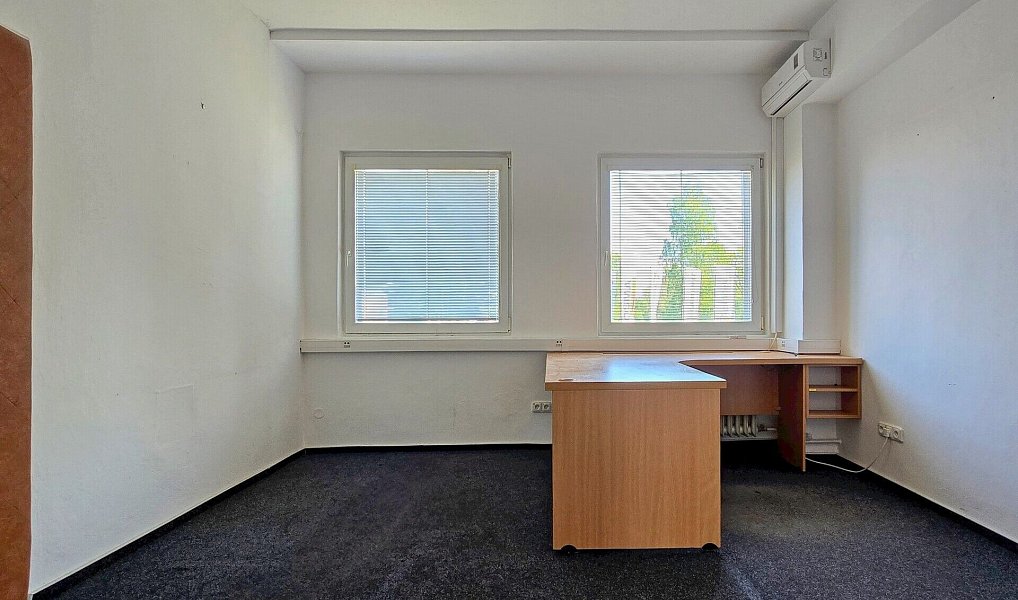 Pronájem kanceláře 35 m², Karviná – náhled fotky 10