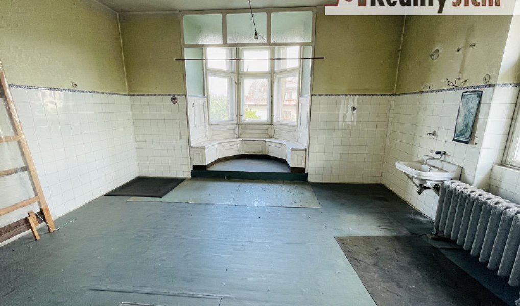 Prodej domu 778 m² s pozemkem 1 156 m², Lomnice nad Popelkou – náhled fotky 16