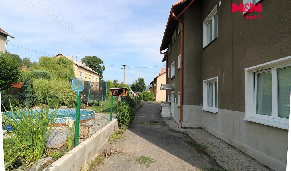 Pronájem bytu 1+1 47 m², Velké Březno – náhled fotky 9