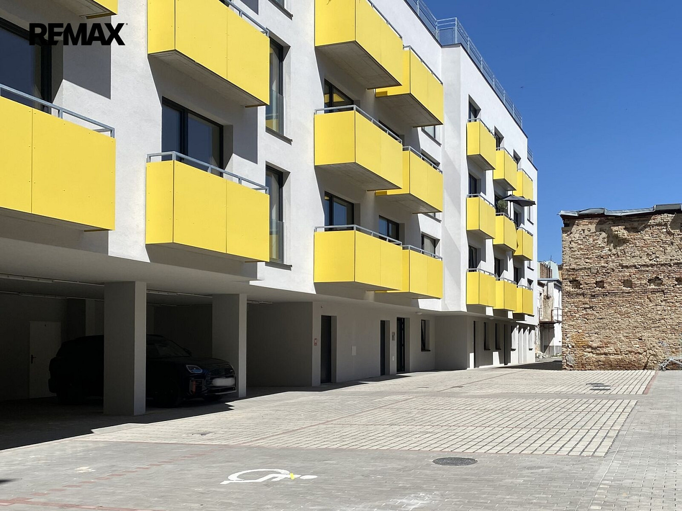 Pronájem obchodních prostor 26 m²