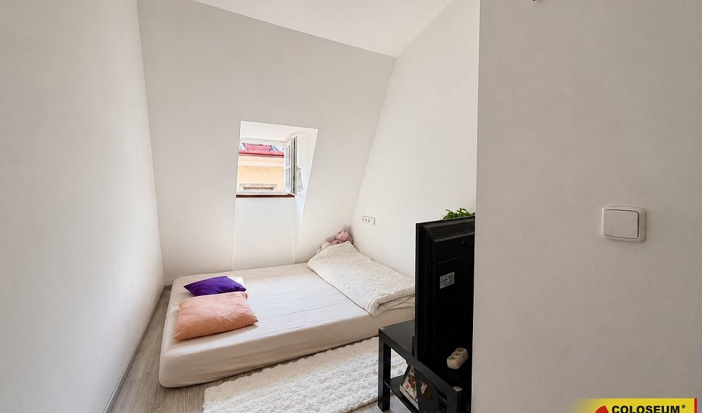 Prodej domu 120 m² s pozemkem 35 m², Znojmo – náhled fotky 5