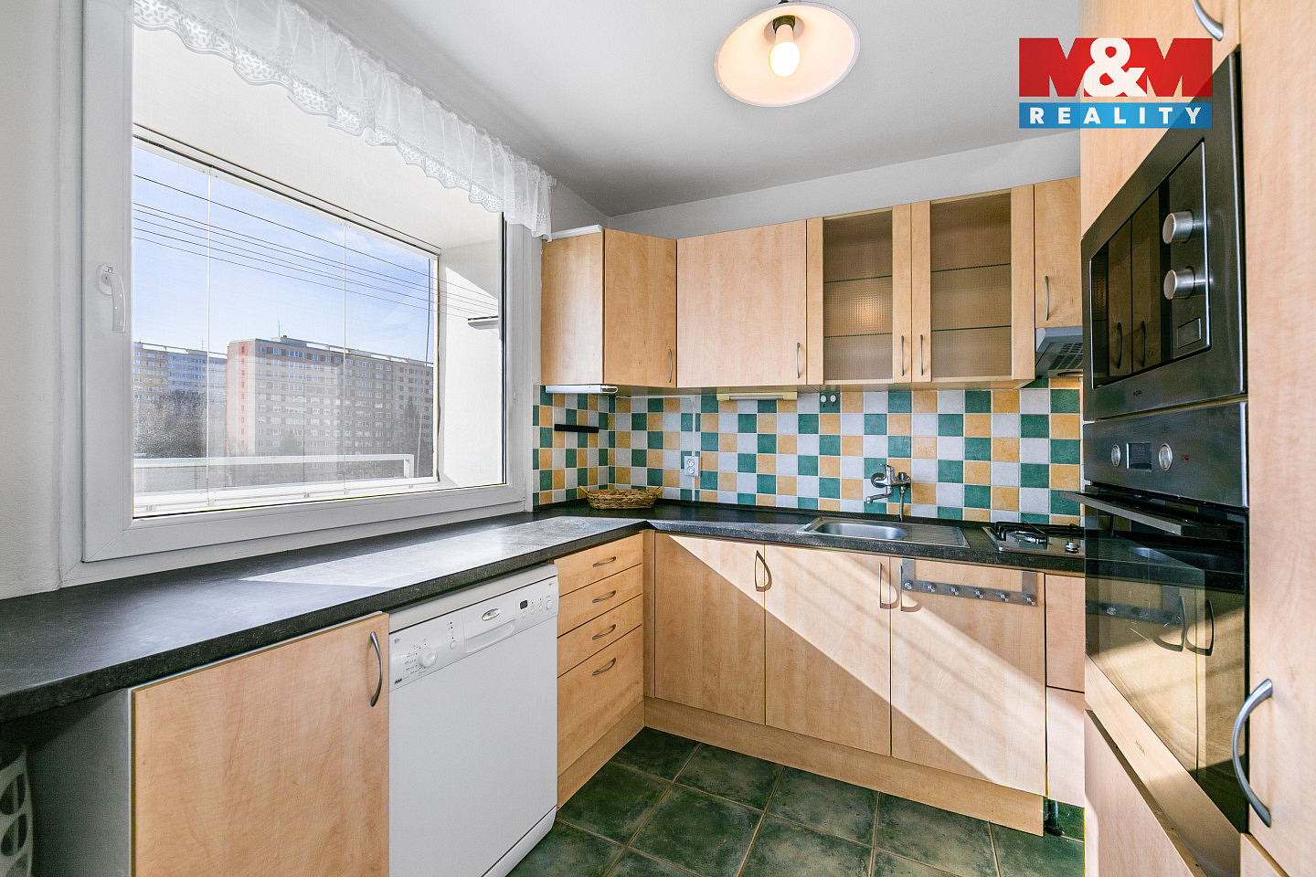 Prodej bytu 4+kk 77 m²
