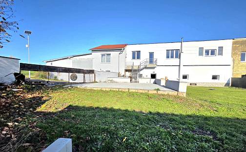 Prodej domu 437 m² s pozemkem 770 m², Bělotín, okres Přerov