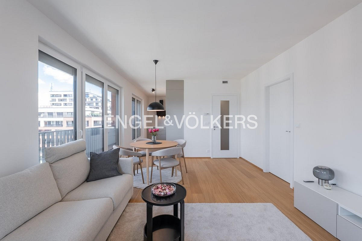 Pronájem bytu 2+kk 60 m² — photo 4