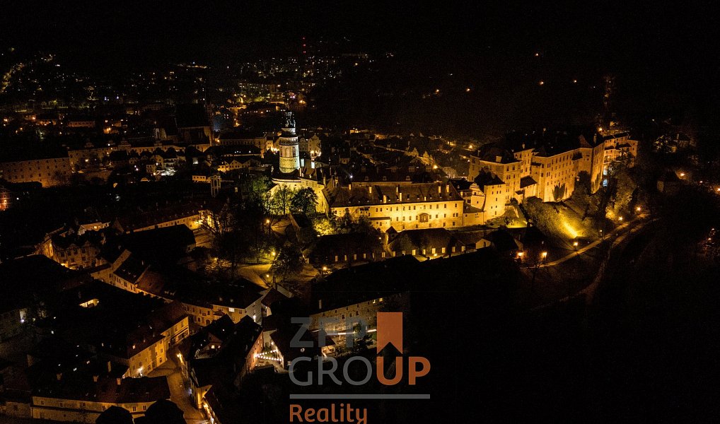 Prodej ubytovacího objektu 143 m², Český Krumlov – náhled fotky 11