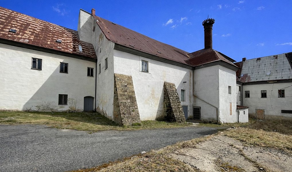 Prodej komerčního objektu (jiného typu) 9 672 m², Rumburk – náhled fotky 2