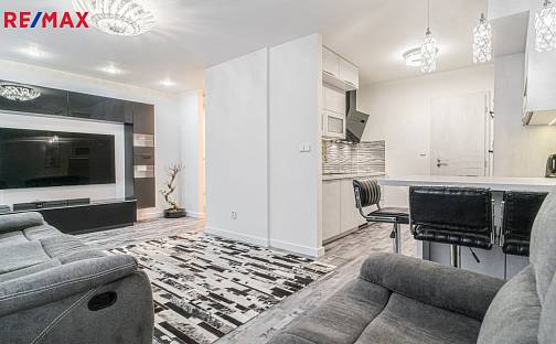 Pronájem bytu 3+kk 75 m², Banskobystrická, Praha 6 - Dejvice