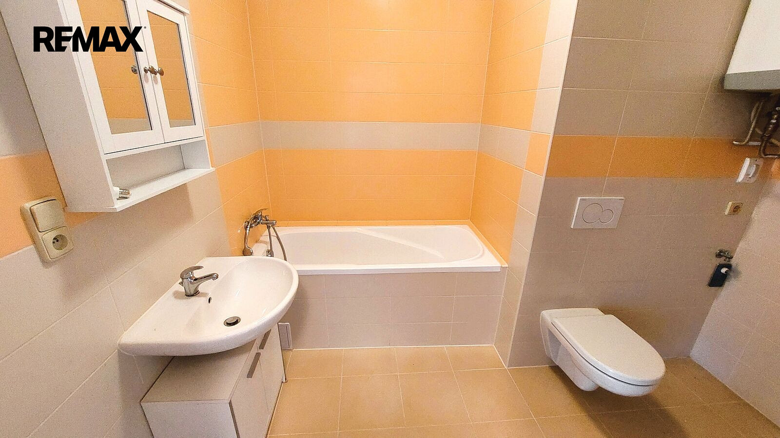 Pronájem bytu 2+kk 40 m²