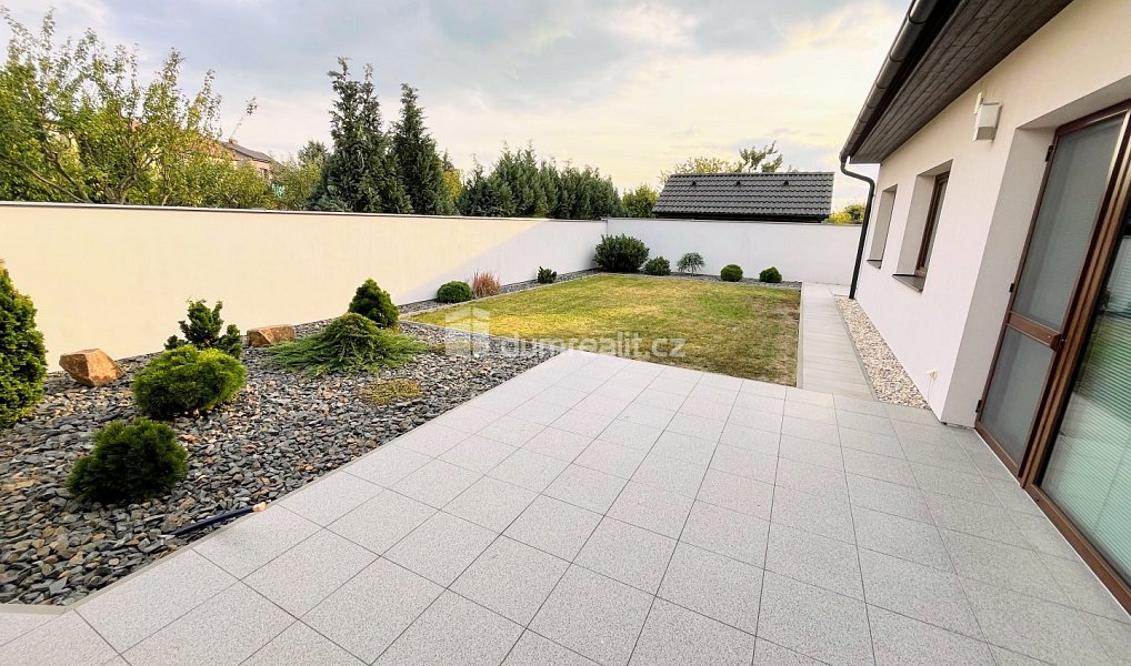Prodej domu 100 m² s pozemkem 491 m², Kunovice – náhled fotky 2