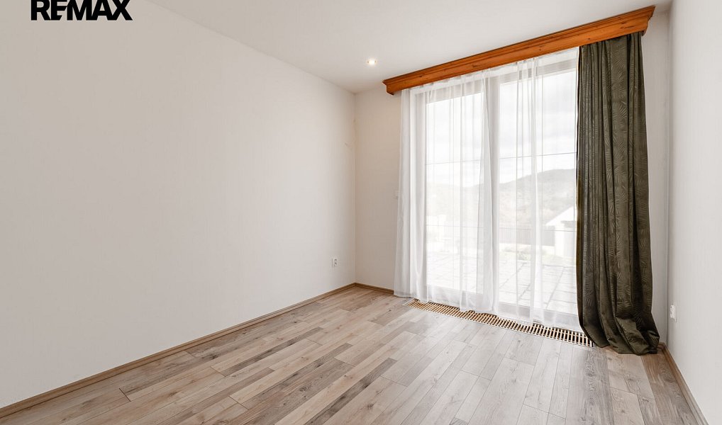 Prodej domu 170 m² s pozemkem 1 873 m², Štěchovice – náhled fotky 28