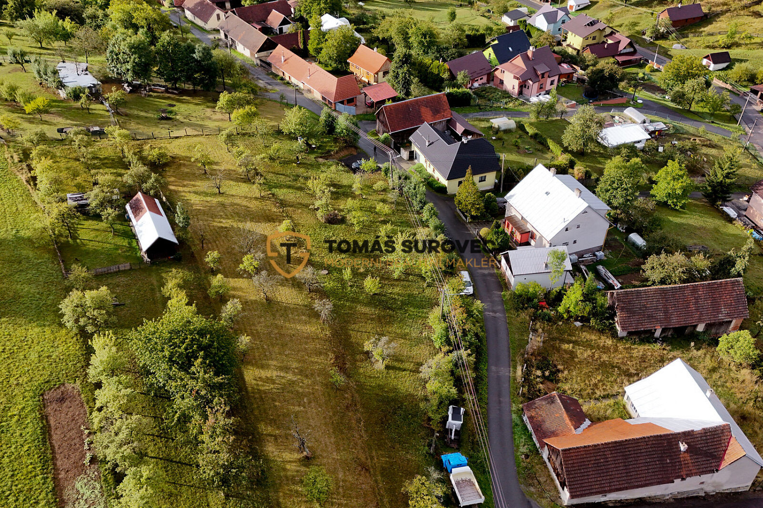 Prodej stavebního pozemku 750 m² – fotografie 4