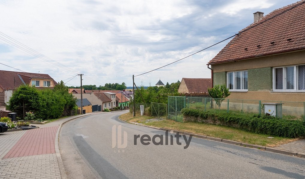 Prodej stavebního pozemku 889 m², Svatoslav – náhled fotky 8