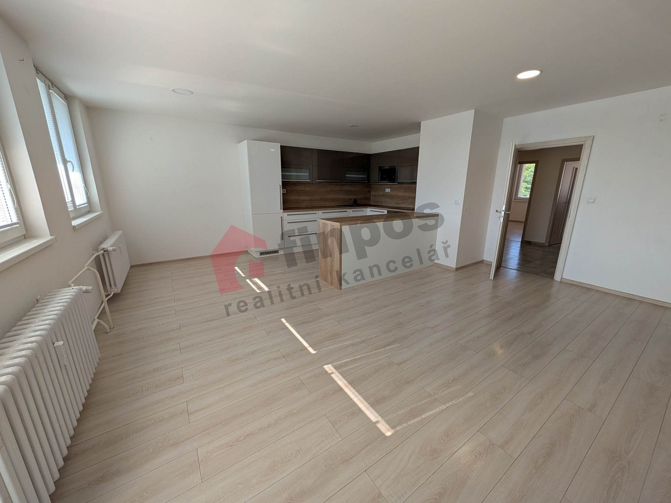 Pronájem bytu 3+kk 76 m² – fotografie 3