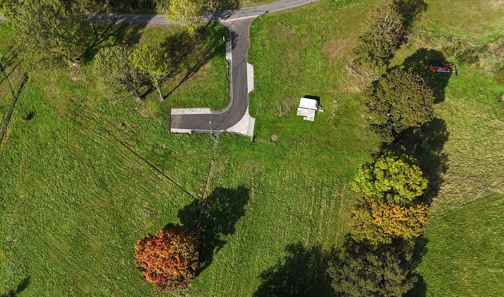 Prodej stavebního pozemku 1 565 m², Chudenín – náhled fotky 2