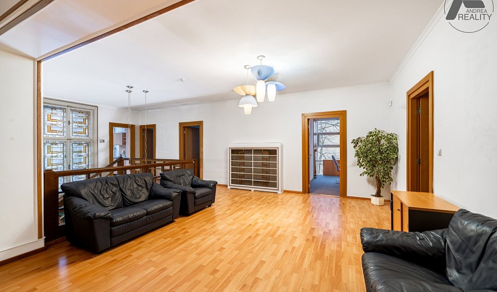 Prodej kanceláře 686 m², Strakonice – náhled fotky 4