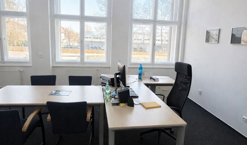 Pronájem kanceláře 272 m², Chrastava – náhled fotky 3