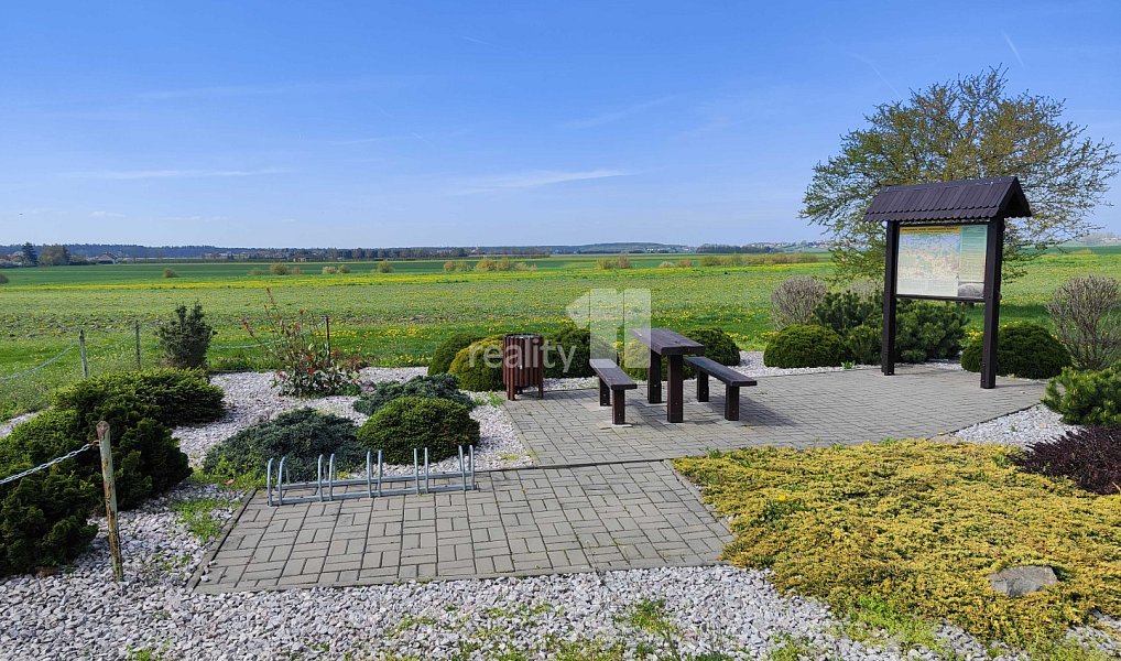 Prodej domu 206 m² s pozemkem 750 m², Křičeň – náhled fotky 52